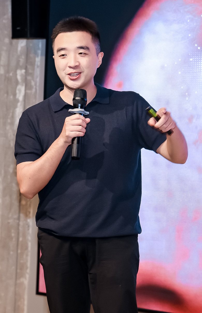 吴俊东 Frank 在活动上演讲